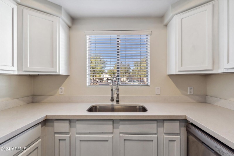 19-Kitchen