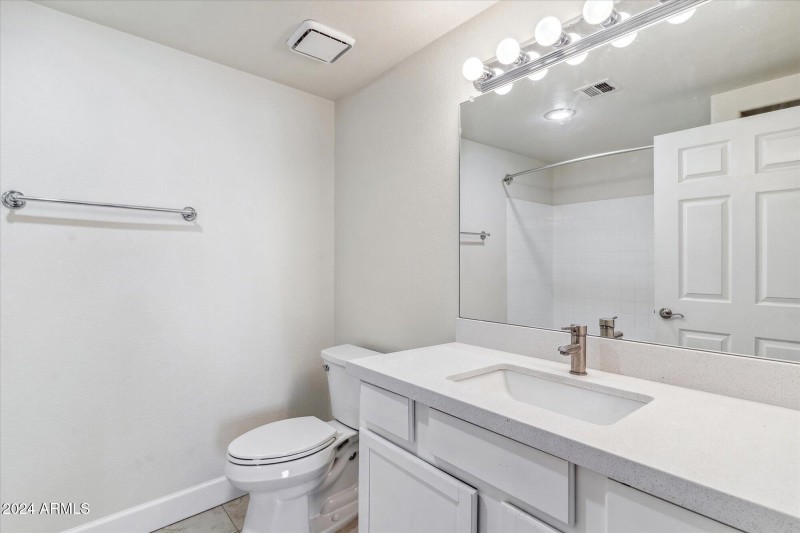 31-Bathroom