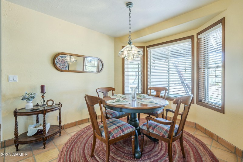 Eat in - Kitchen