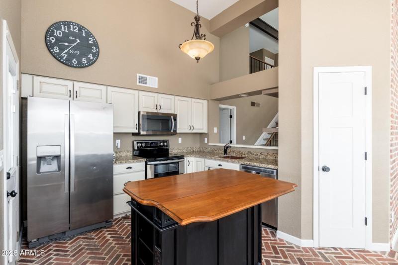 20818 N 21st Dr - 09