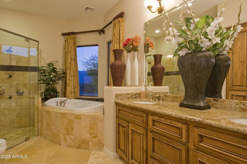 Pool/Spare Bath