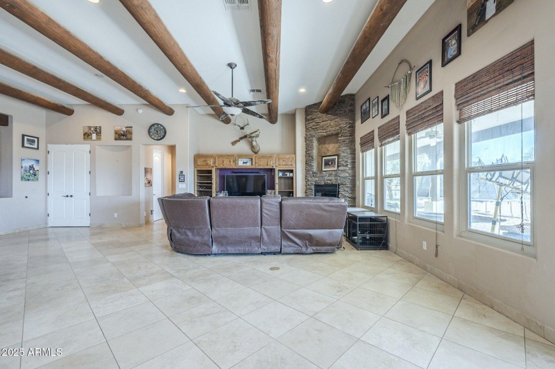 17-web-or-mls-195th-17
