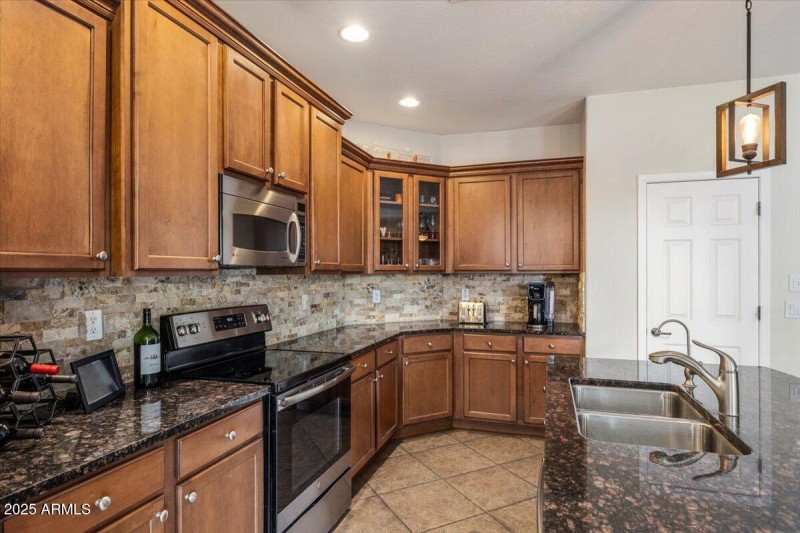 Kitchen 2