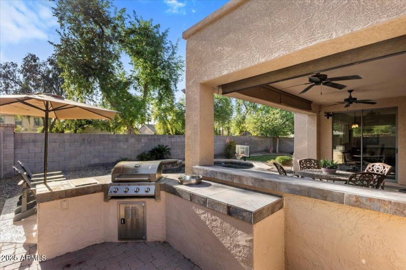 grill area