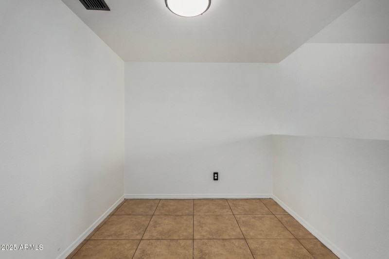 10 - Orangewood