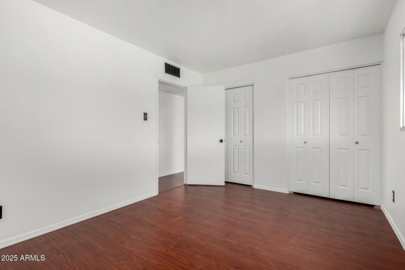 20 - Orangewood