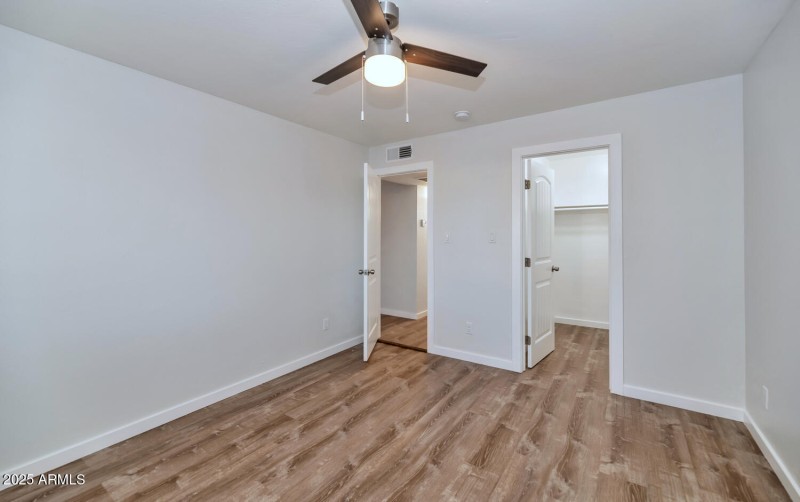 7602 E Polk St-large-025-015-Unit 102-15