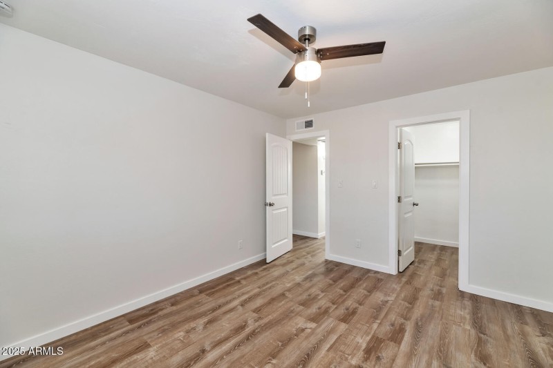 7602 E Polk St-large-054-057-Unit 202-15