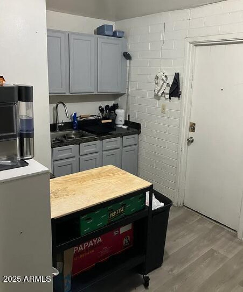 1428 Kitchen
