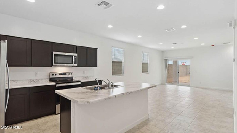 02_Kitchen