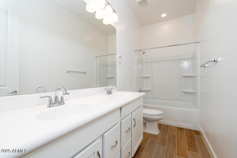 Tri Pointe Sentinel 17 - Bathroom 2-1MLS