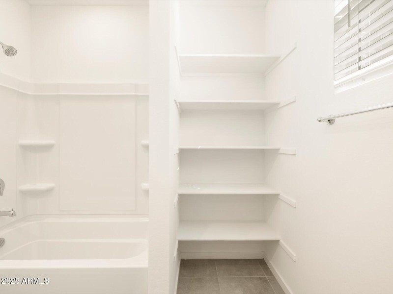 Bath 2 Storage