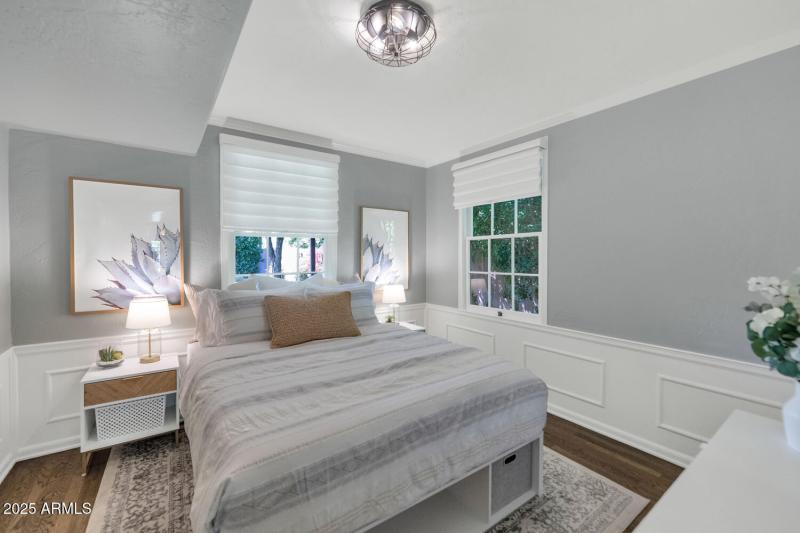 329 W Encanto Blvd-large-021-019-TOD9369