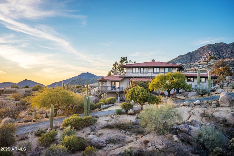 003_003_Exterior Front