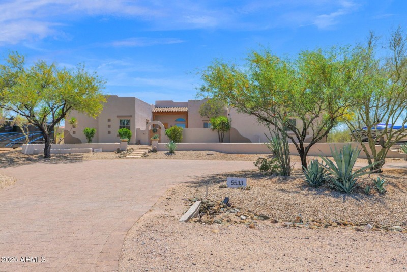 41-web-or-mls-P1188865