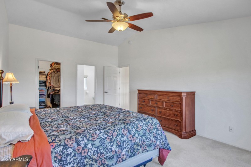 42-12-Master bedroom (3)