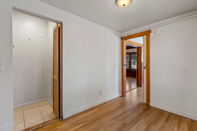 Bedroom 1 - 203