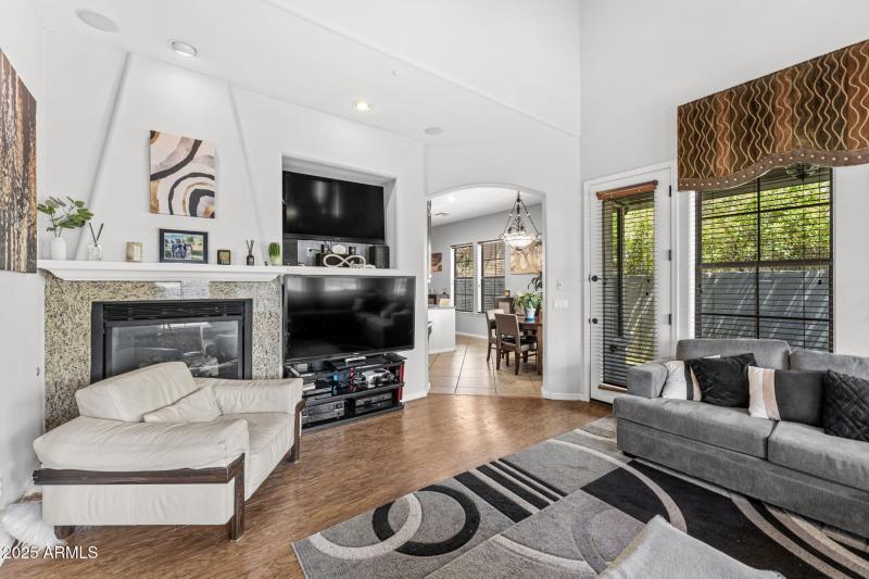 Beautiful Views overlooking the Yard