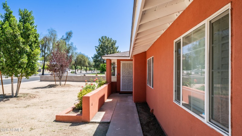 1001 W Northern Ave Exterior Photos-7