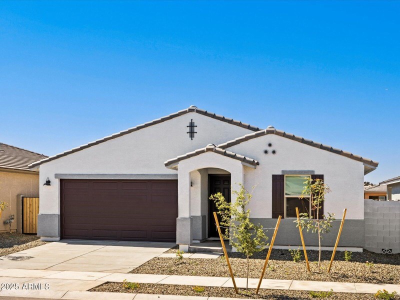 16073 W Remuda Drive