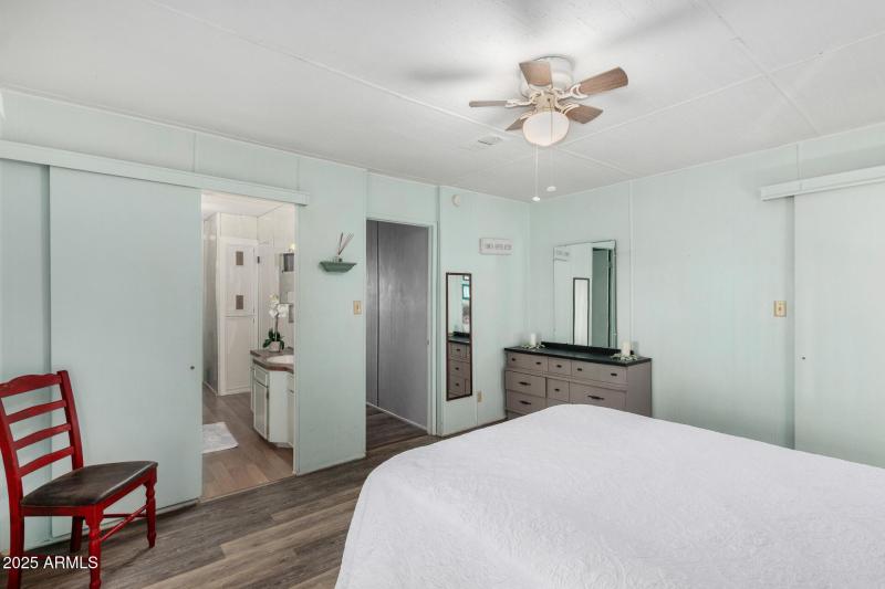 Guest Queen Bed Access to Covered Patio