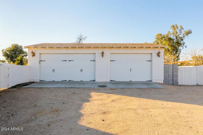 za 67 4car garage 7.23