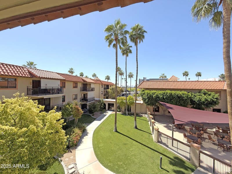 C304_Balcony_View2