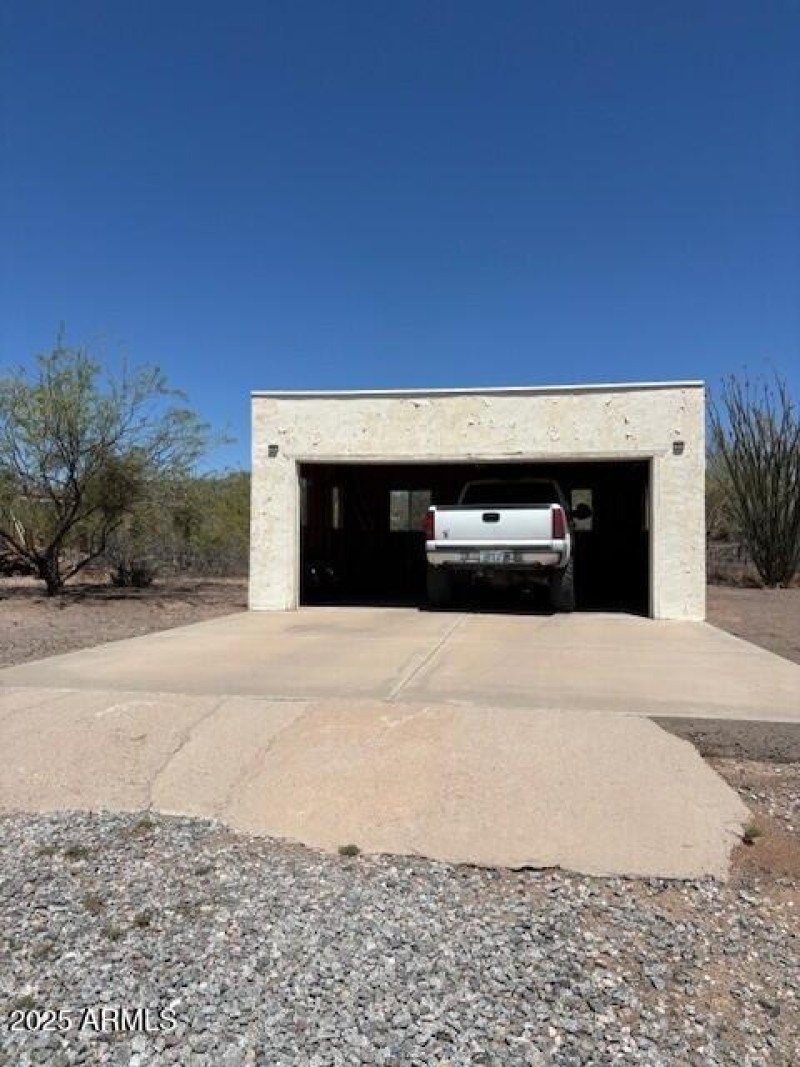 17th Ave Garage 2