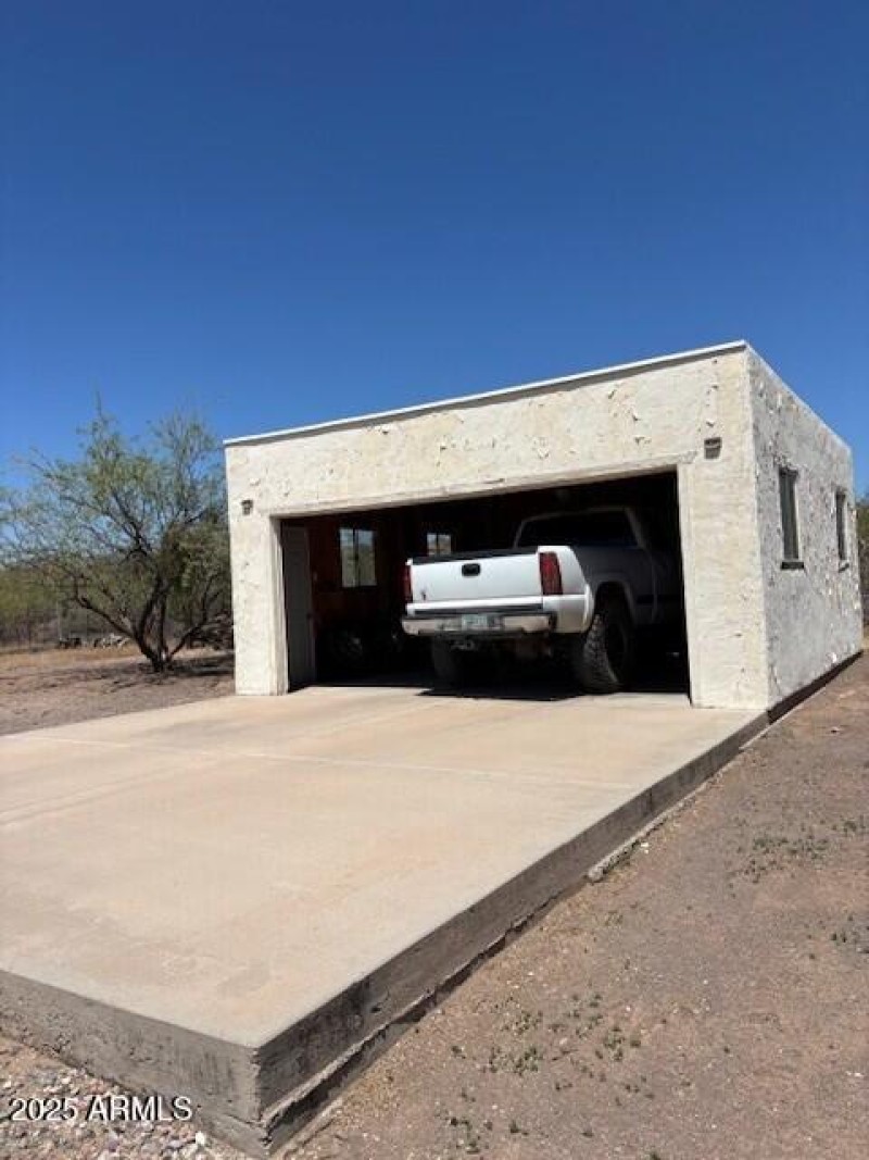 17th Ave Garage