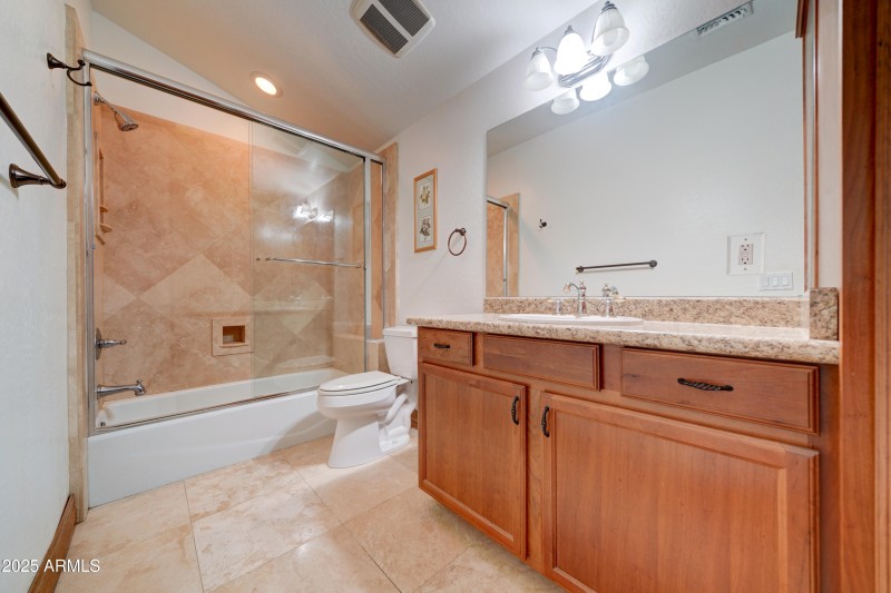 424 E Lehi-102