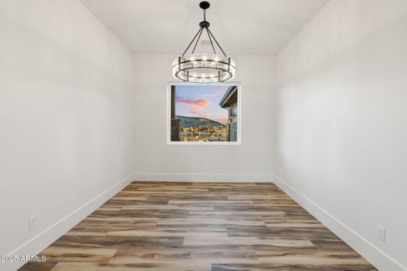 25-Dining Room 1