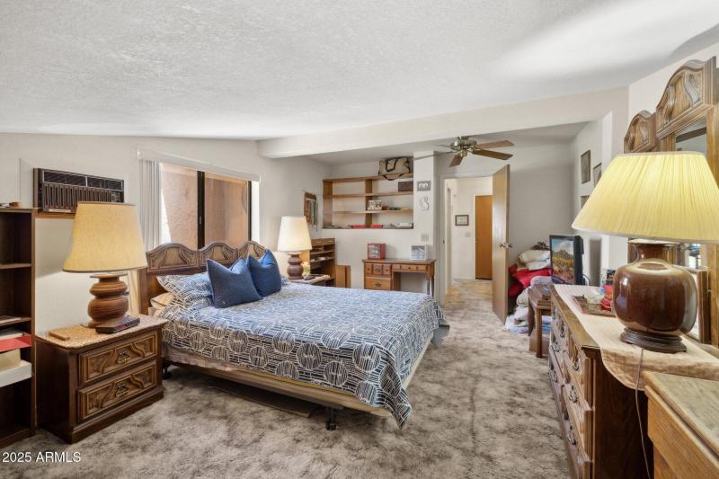 17-web-or-mls-16276-e-rosetta-dr-58
