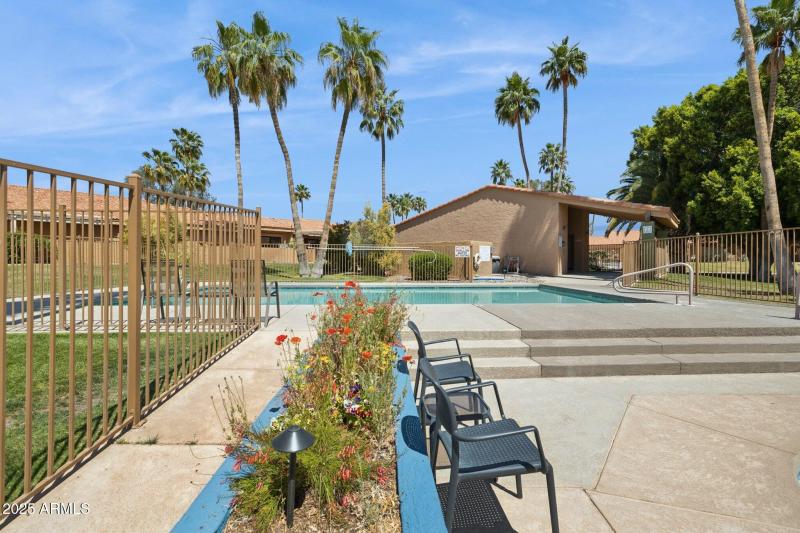 26-web-or-mls-16276-e-rosetta-dr-58