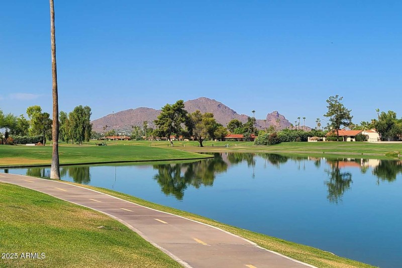 Hayden Wash-Walking Path2