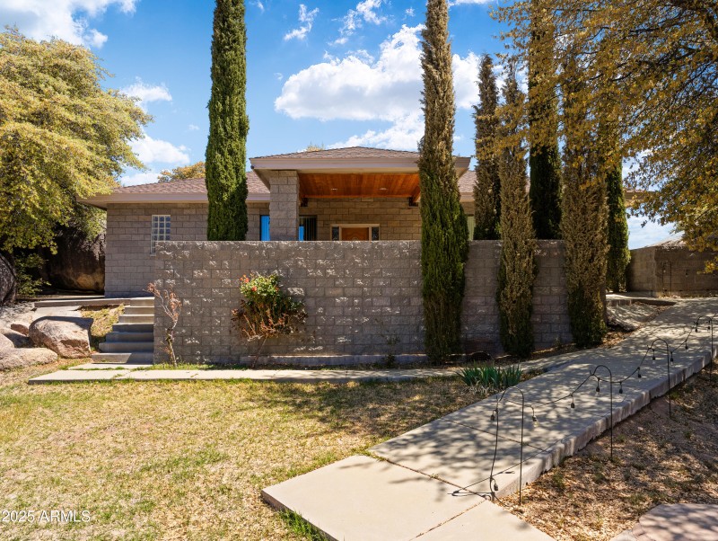 22891 S Lakewood Dr-3