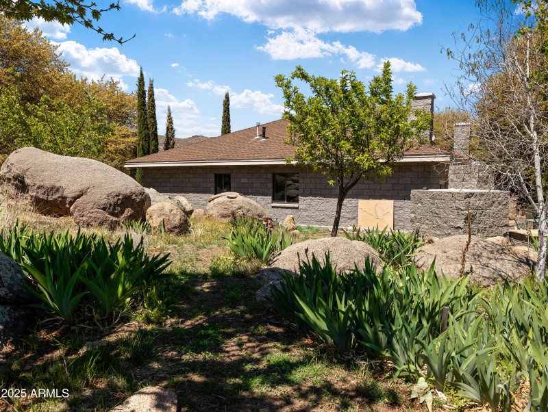 22891 S Lakewood Dr-9