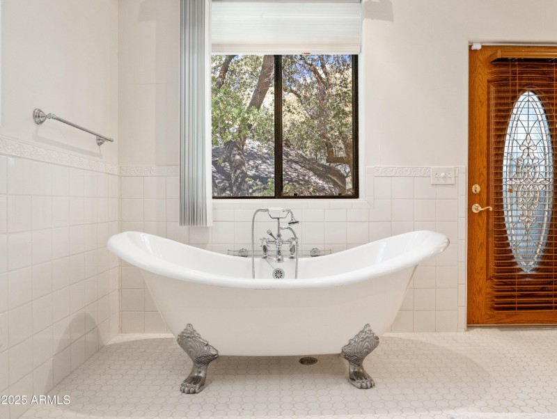 22891 S Lakewood Dr-57