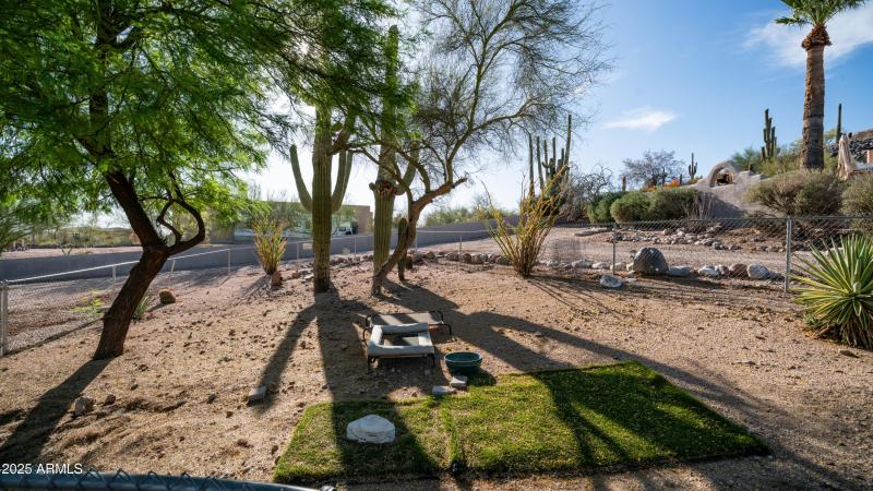 612 N Signal Butte Rd Exterior Photos-50