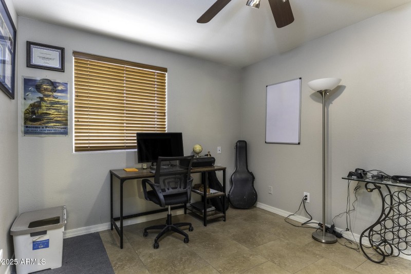 Bedroom 5/Office