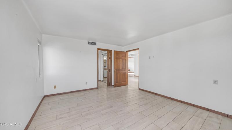 612 N Signal Butte Rd (14)