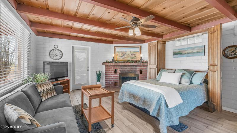 612 N Signal Butte Rd (22)