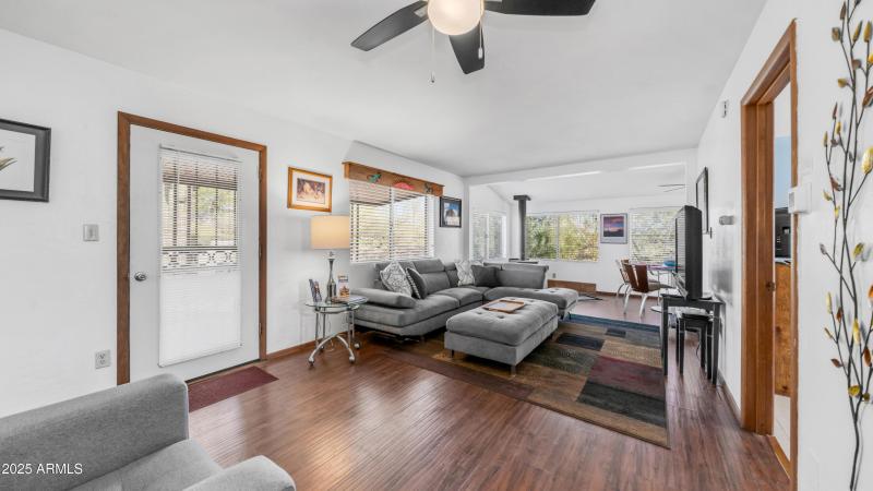 612 N Signal Butte Rd (33)