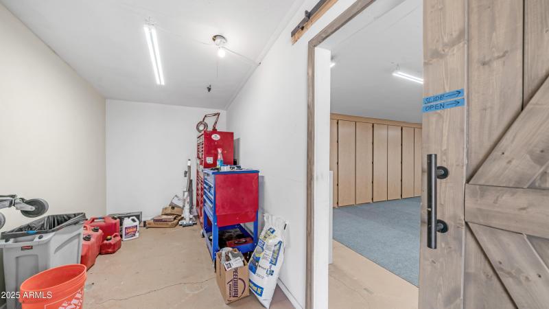 612 N Signal Butte Rd (40)