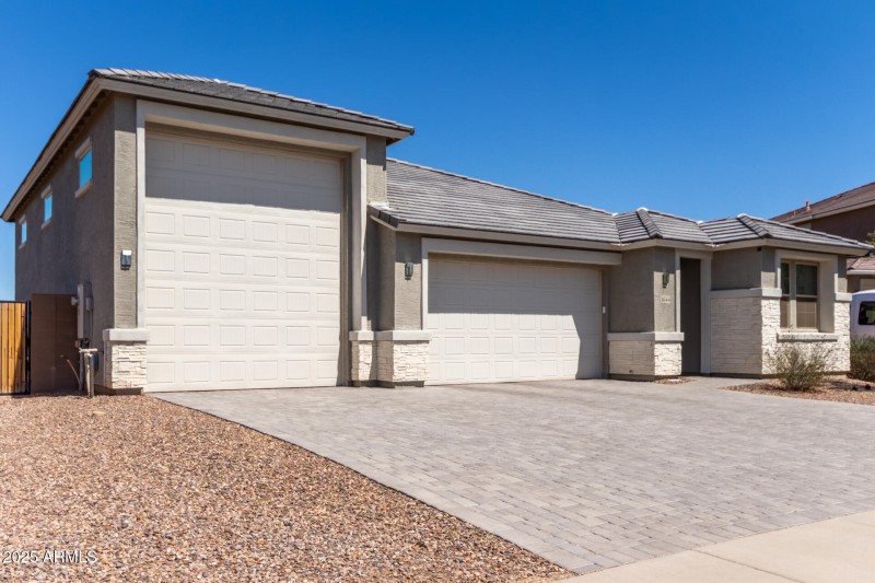 RV Garage