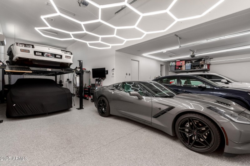 Massive 5-Car Garage