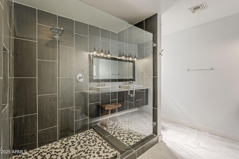54-web-or-mls-Windsor-35