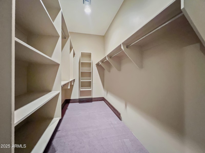 53) 56673-681101cadee34