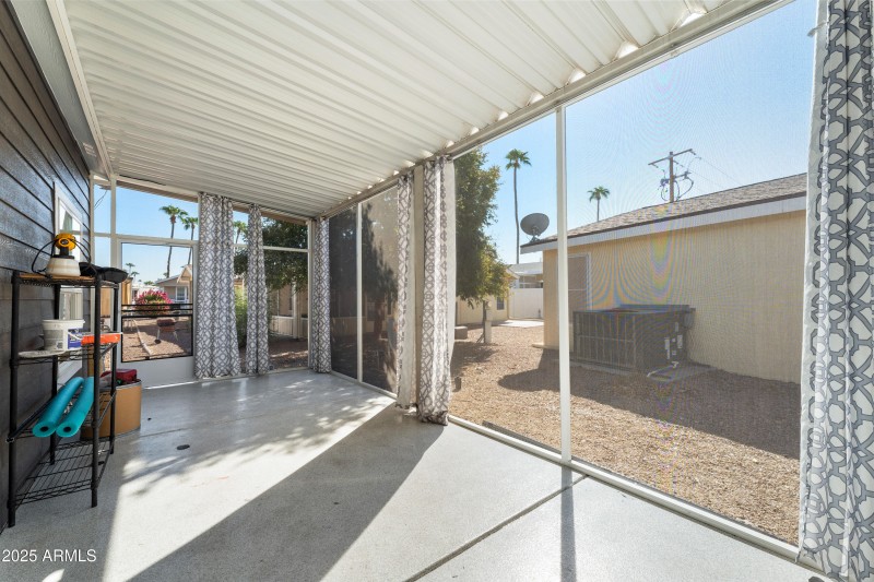 018__201 S Greenfield Rd 215