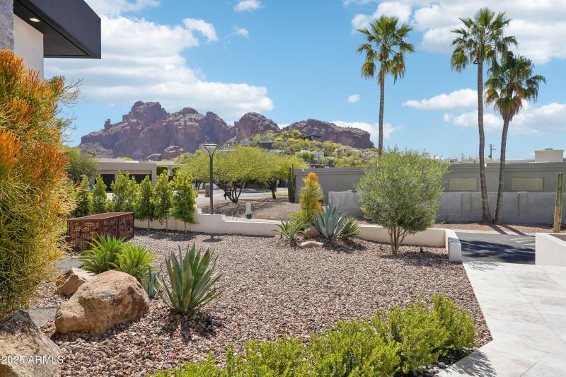 14-print-E Solano Dr-2904-012