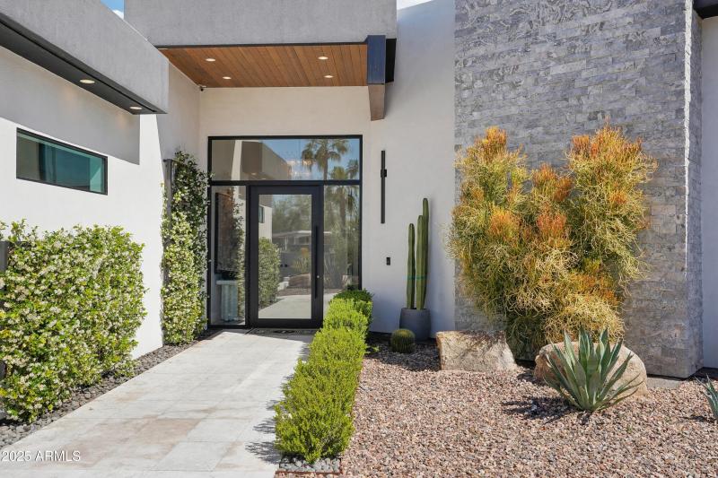 15-print-E Solano Dr-2904-013